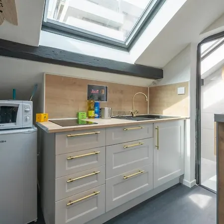 G Quai De L Alma Lägenhet